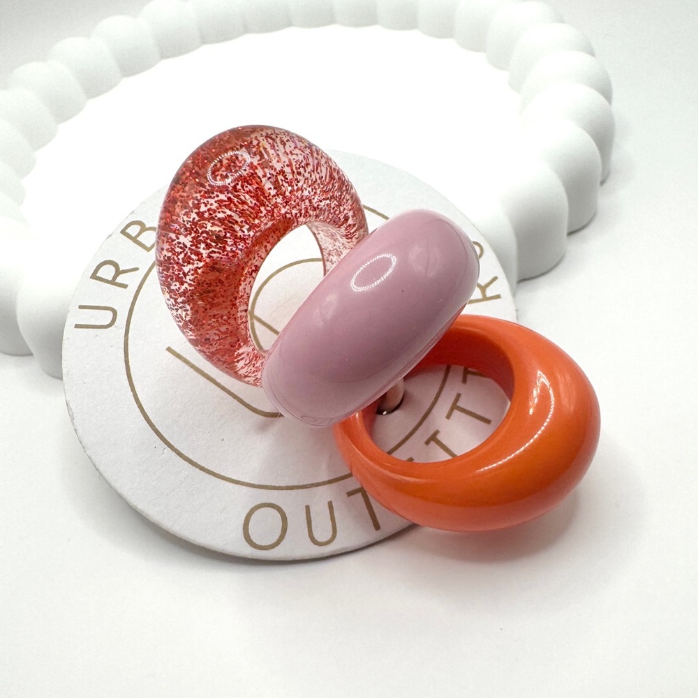 Urban Outfitters Chunky Resin Rings Set